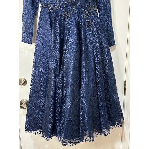 Mac Duggal Floral Waist Long Sleeve Dress Navy Size 6 NWT 112181 Elegant MOB - Picture 8 of 16
